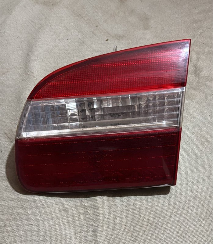 Faro trasero toyota Corolita RH (usado)