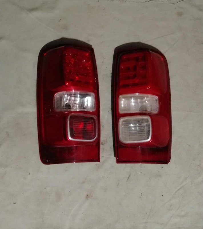 Faro trasero Chevrolet S10 LH (usado)