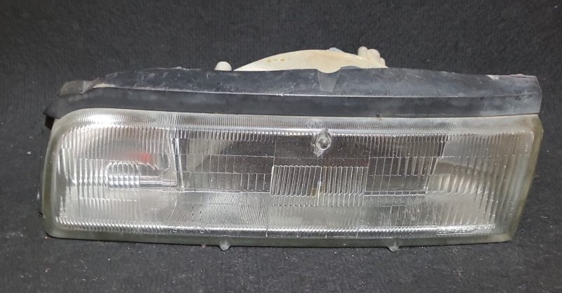 Faro delantero MAZDA LH 