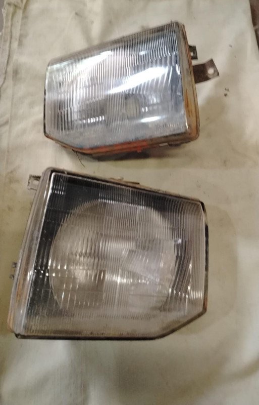 Faro delantero Mitsubichi Montero LH