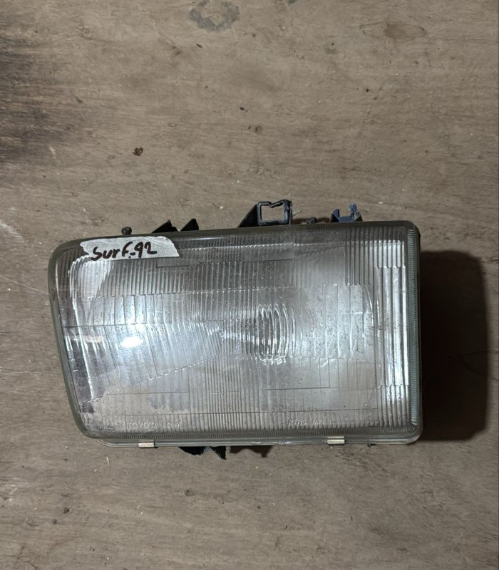 Faro delantero toyota  Hilux Surf 92 LH 