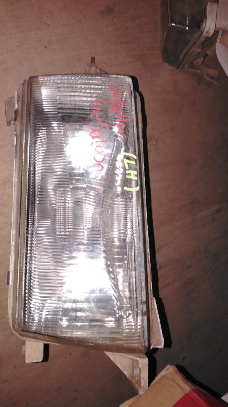 Faro trasero Toyota Corolla Ex Saloon LH 