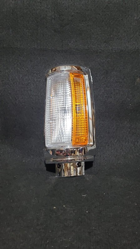 Faro Esquinero L200 LH