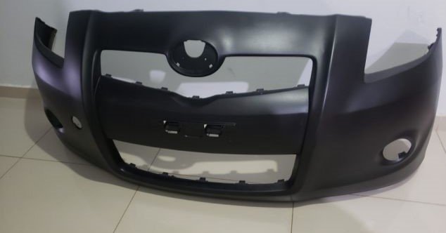 Paragolpe Envolvente delantero New Vitz (usado)