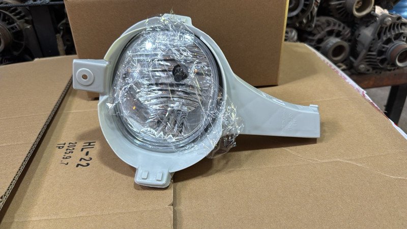 Busca Huella Toyota Hilux 06 LH