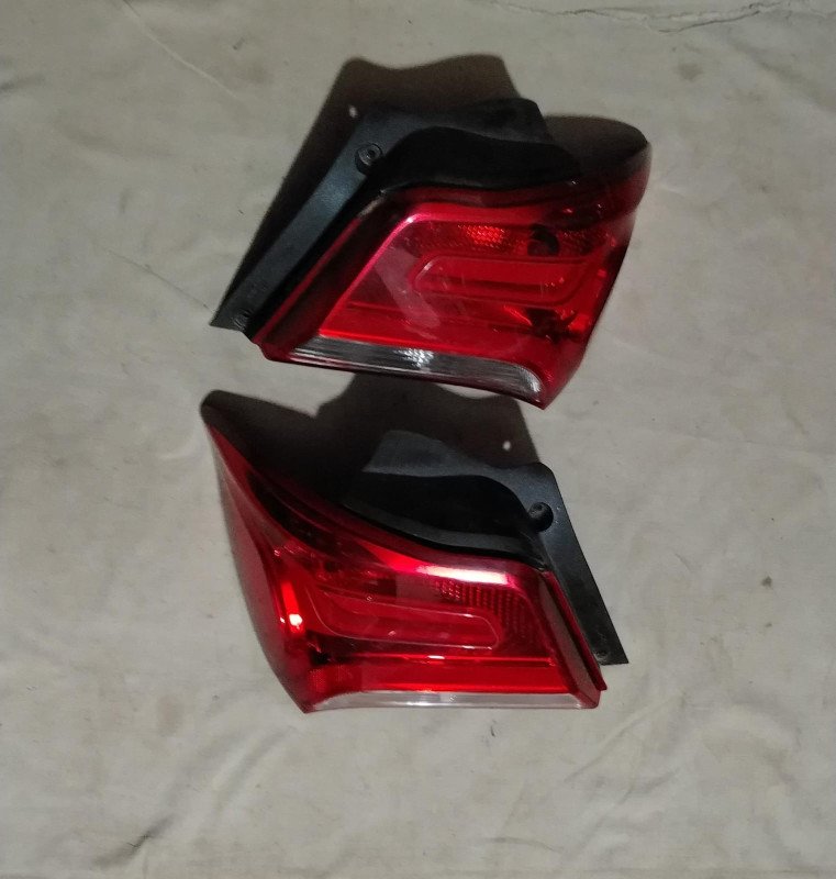 faro Trasero Chevrolet Onix RH 