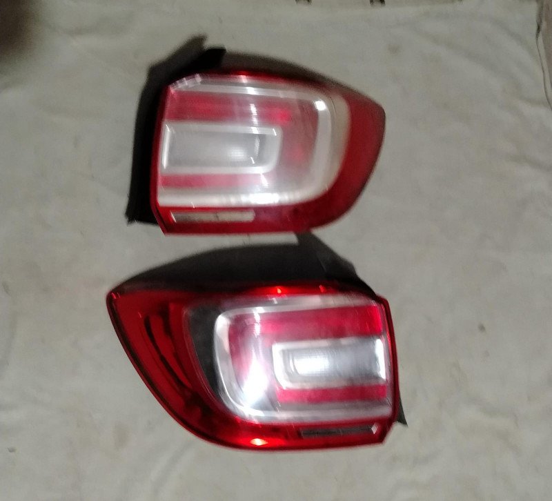 Faro Trasero Renault Logan RH 