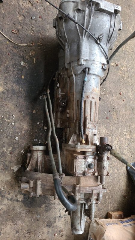 Caja automatica 4x4 Mitsubishi Montero 94 ( 2und)