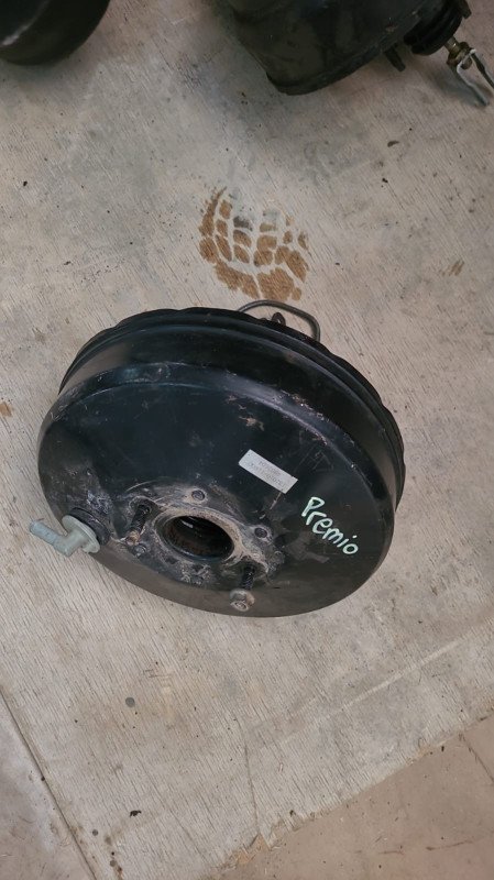 Toyota Premio 02 