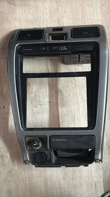 Moldura de Toyota Hilux Surf