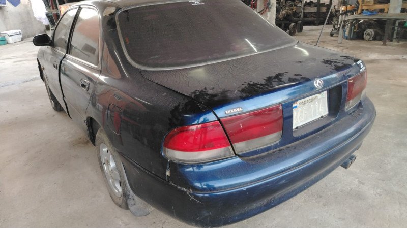Faro Trasero Mazda Cronos RH 