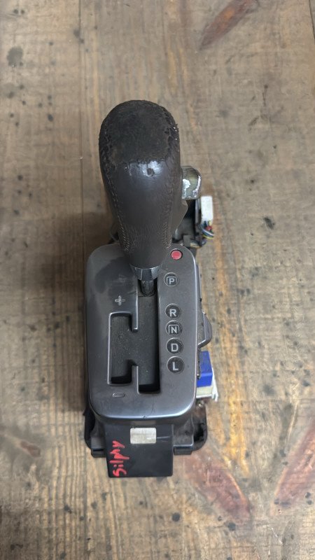 Palanca de cambio automatica Nissan Sylphy 