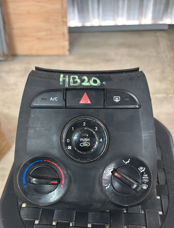 Comando de Aire HB20