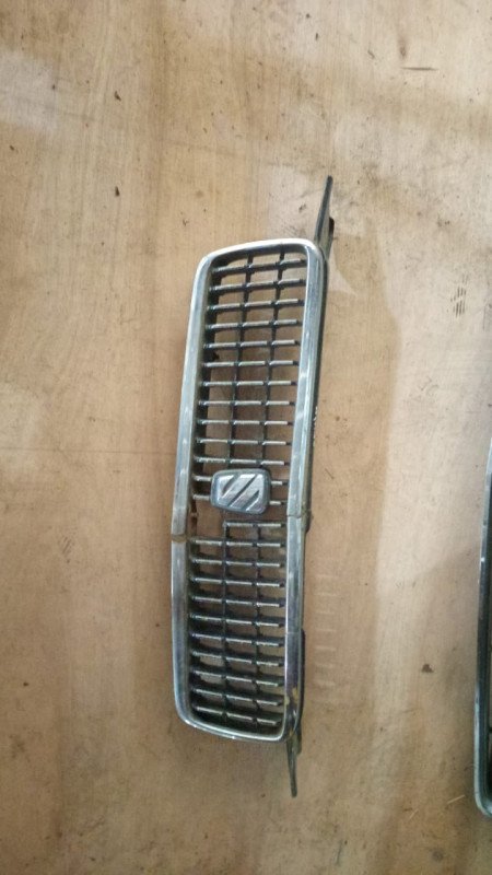Parrilla frontal Mercedes Benz Sprinter